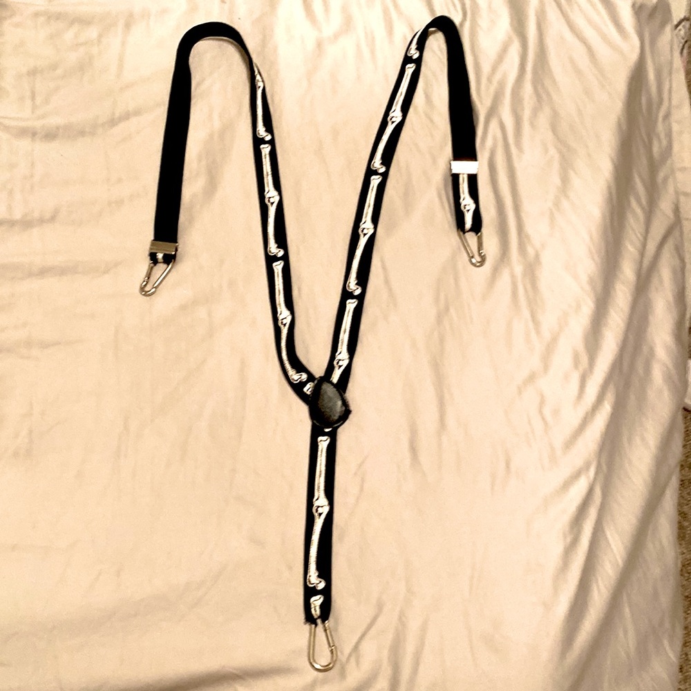 Suspenders